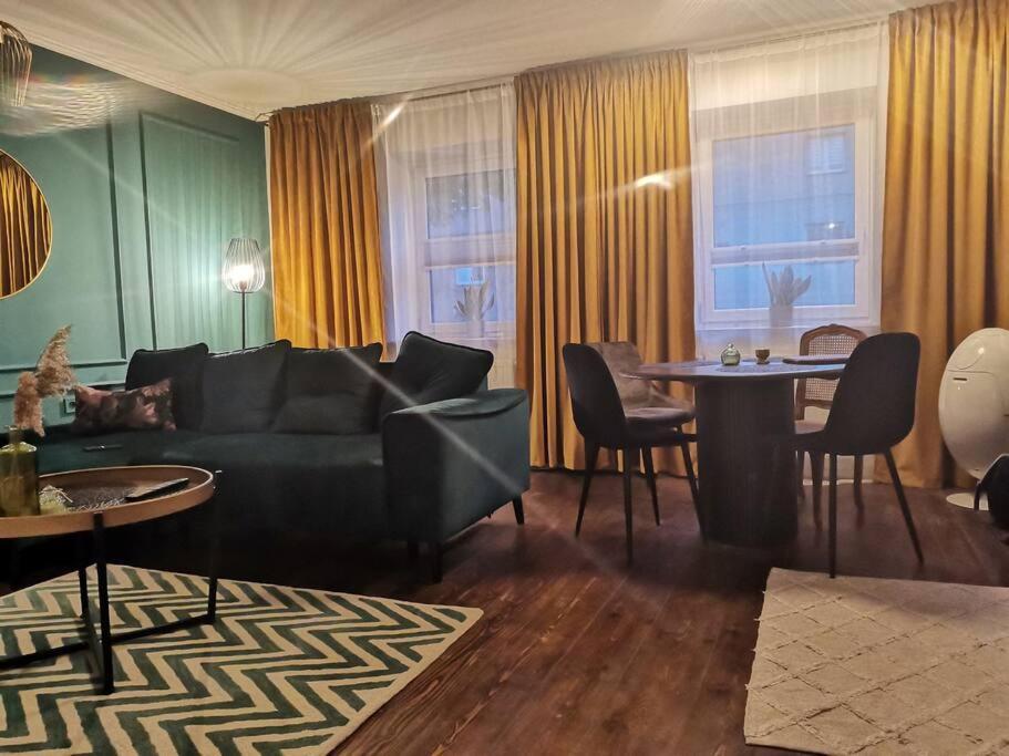 Apartamenty Motyl Bytom Esterno foto